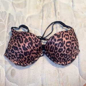 Super hot Leopard bra